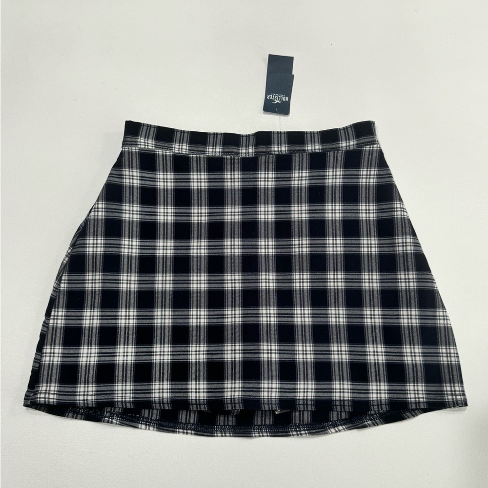 Hollister Ultra High-Rise Skort